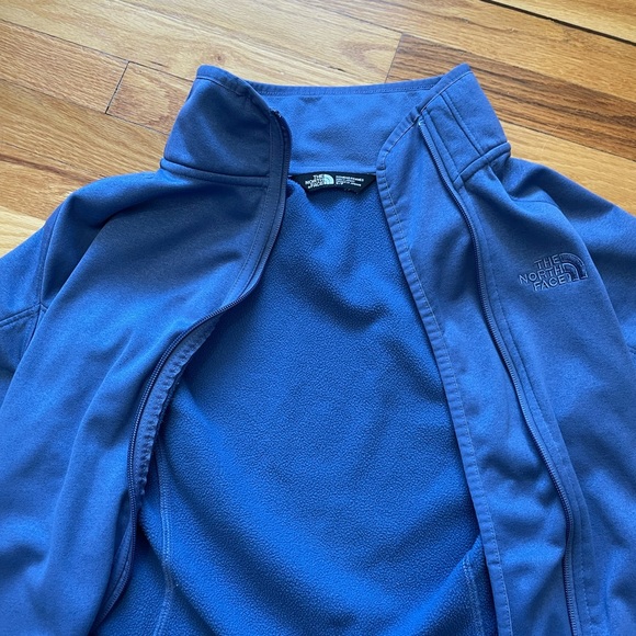 North face zip up - Picture 5 of 5